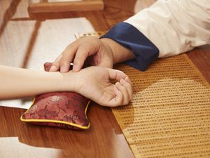 健康資訊:三伏貼|冬病夏治的中醫(yī)良方