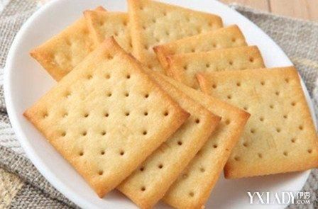 【圖】吃餅會(huì)發(fā)胖嗎？ 教你如何選擇低卡路里的餅干2
