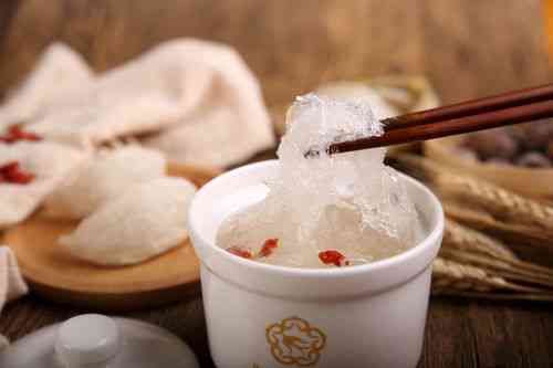 燕窩搭配養(yǎng)樂多：這樣的雙重滋養(yǎng)能否一同享用？