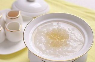 燕窩搭配養(yǎng)樂多：這樣的雙重滋養(yǎng)能否一同享用？