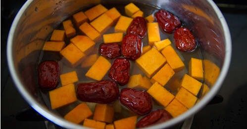 南瓜山藥紅棗甜湯，換種方式補(bǔ)血 - 素食空間 - 