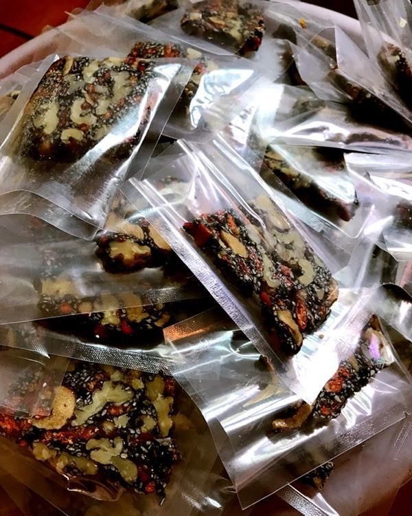 补血益气的红枣核桃芝麻糖，教你在家轻松做，赶紧动手做起来