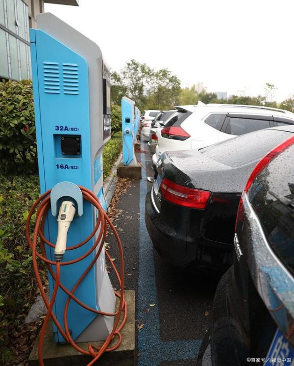 新能源車充電樁使用技巧：快充傷電池？充電周期與溫度管理科普-有駕