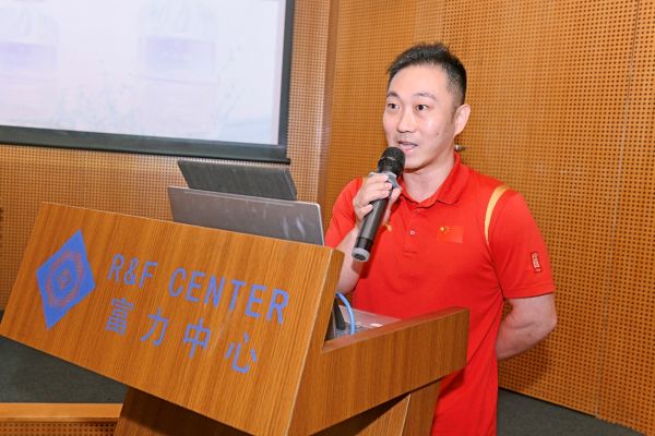 冠軍集團(tuán)董事長(zhǎng)、國(guó)際體操冠軍王子強(qiáng)先生致辭