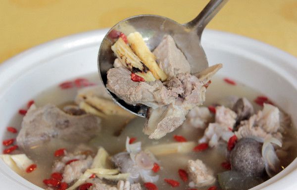 健康養(yǎng)生火鍋怎么做 秋季養(yǎng)生食譜