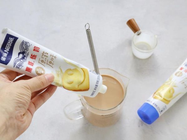 純奶手撕吐司的做法 步驟1