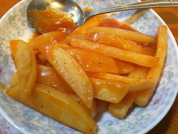 土豆番茄醬完美結(jié)合的做法