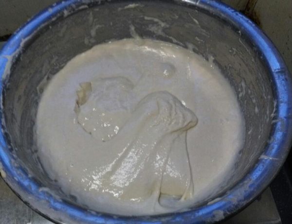 純奶手撕吐司的做法 步驟1