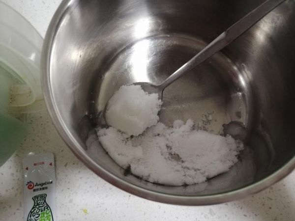 純奶手撕吐司的做法 步驟1