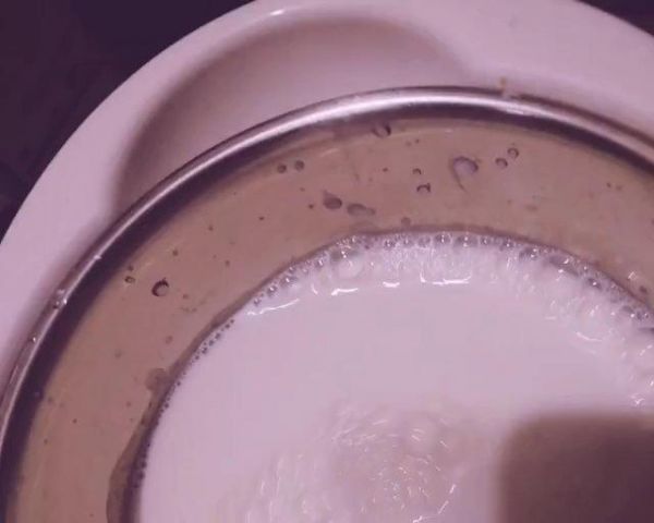 純奶手撕吐司的做法 步驟1
