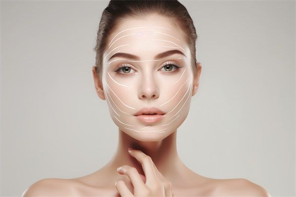 重慶腹部塑形手術(shù)醫(yī)生排名及2025年美容價格表！