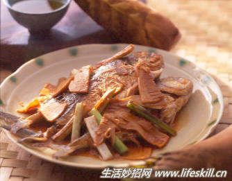 冬筍燒魚