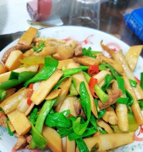 清爽美味清炒筍（清炒筍的家常做法和營養(yǎng)價(jià)值）