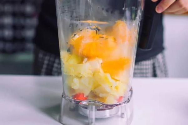 純奶手撕吐司的做法 步驟1