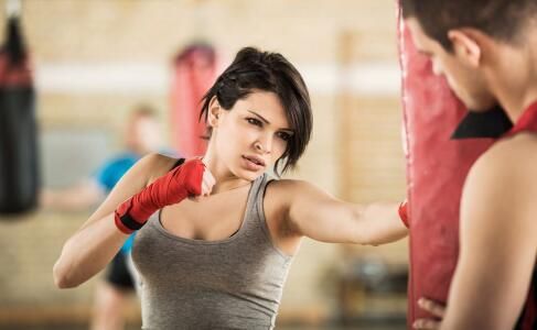 男性健身要吃什么 男性健身飲食有什么原則 男性健身要補(bǔ)充什么