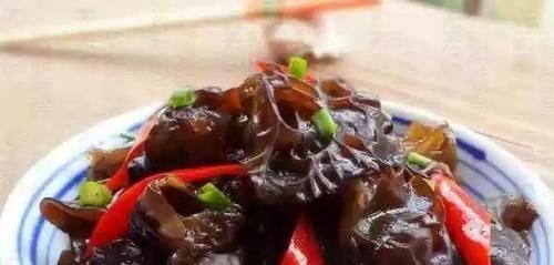 四道美味的黑木耳減肥食譜（美味又健康）