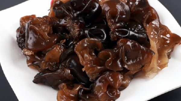 黑木耳的食療方有哪些 黑木耳怎么吃營養(yǎng)養(yǎng)生