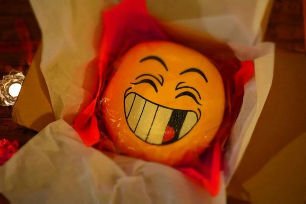 Brain Behav最新綜述：幽默療法對(duì)抑郁或焦慮癥患者的作用