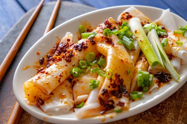 涼皮熱量高嗎,涼皮的營(yíng)養(yǎng)成分分析