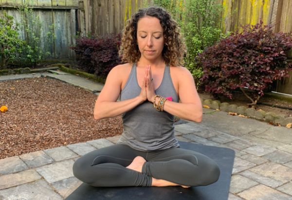 瑜伽手印，居然有那么多功效，看看你知道几种？