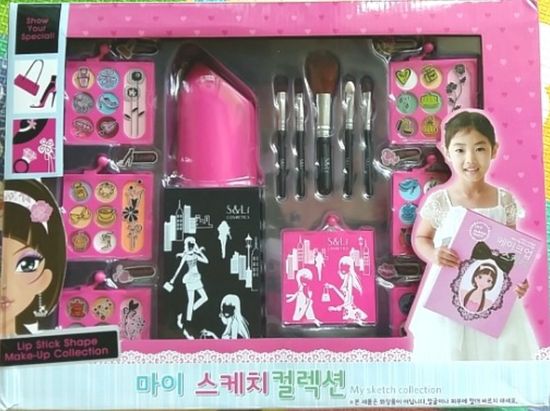 韓國的兒童化妝品套裝