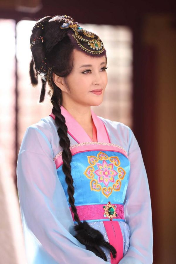 刘晓庆老公备胎转正的故事 直言我们相爱十生十世