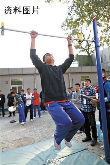 南京中學調(diào)查顯示 男生體能考試比女生差