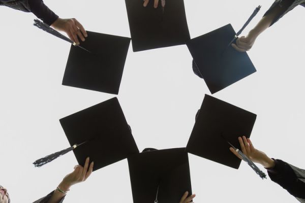 貴陽男生幼師學(xué)校_貴陽哪個(gè)學(xué)校讀幼師職校好