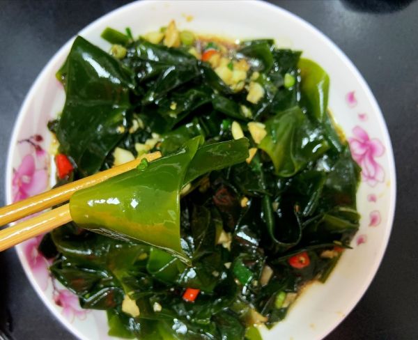 涼拌魚腥草根成品圖