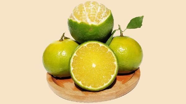 飯后多吃橘子促消化？醫(yī)生：飯后吃這幾種水果，對(duì)胃的傷害很大！