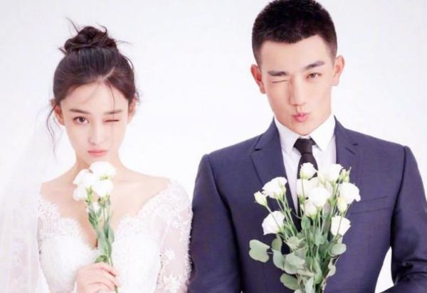 五對明星結(jié)婚照，第三對最甜，最后一對最有夫妻相！