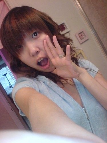 素颜的手机照片~~~