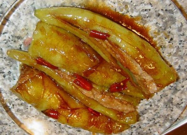 漠氏廚房美食坊-----懶人菜《肉釀尖椒》