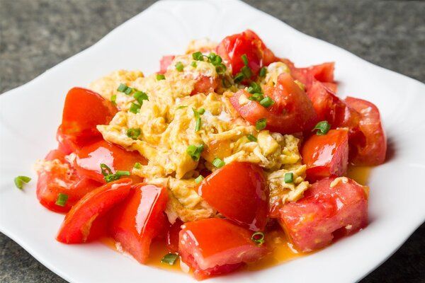经常吃西红柿炒鸡蛋的危害