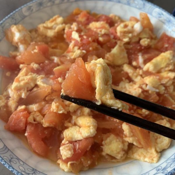 酸甜滑嫩下飯的番茄炒蛋的做法