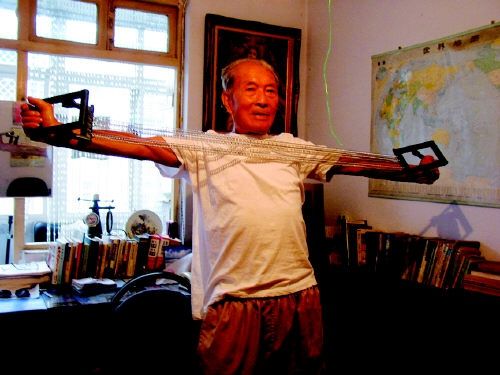 4個適宜老人居室里的健身運(yùn)動