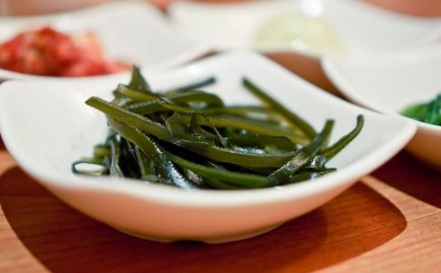 如何保護胸部 吃什么對胸部好 保養(yǎng)胸部食療方有哪些