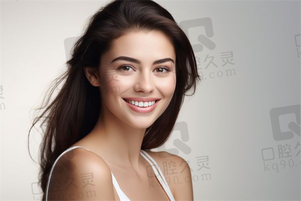 乳房抽脂怎样助力快速减小胸部