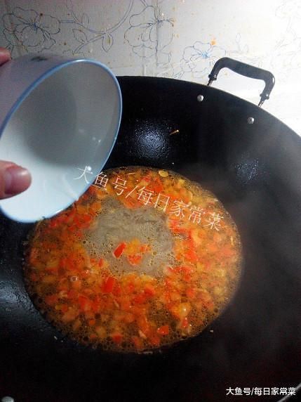 天冷, 來(lái)一碗番茄蛋花湯暖暖胃吧, 雖簡(jiǎn)單家常, 卻也美味營(yíng)養(yǎng)