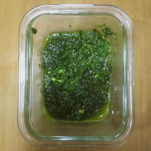 自制白搭西餐必備調(diào)味圣品羅勒醬的做法