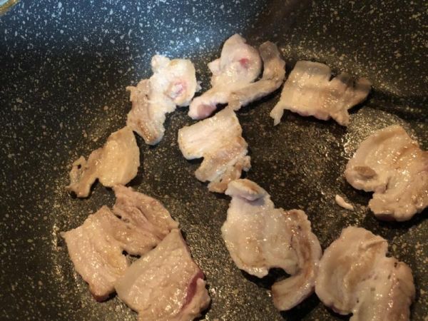 純奶手撕吐司的做法 步驟1