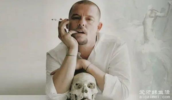 世界十大服裝設(shè)計師排名（圖）