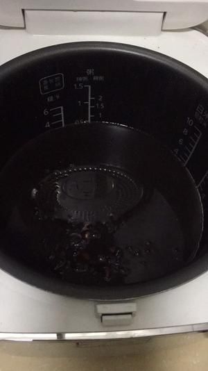 懶人版黑豆黑米黑芝麻粥的做法 步驟2