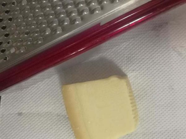 純奶手撕吐司的做法 步驟1