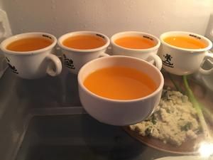 橙子簡(jiǎn)易果凍的做法 步驟4