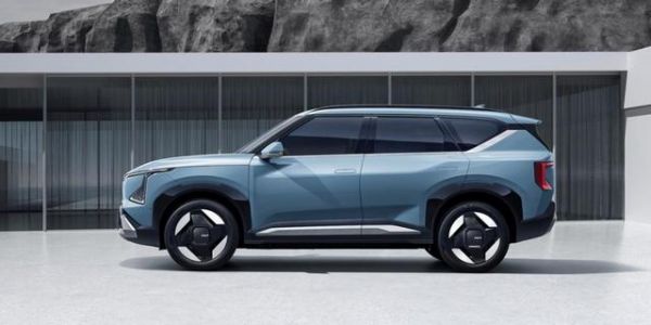 起亞和比亞迪新手買車怎樣選？聽到內(nèi)行師傅這番分析，別再選錯了-有駕