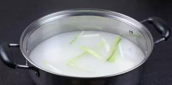 飲食必備｜掌握這六點(diǎn)，糖友們也能放心吃火鍋！