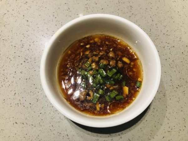 冬天寒冷就得吃火鍋，教你9款火鍋涮羊肉的靈魂蘸料，果斷收藏