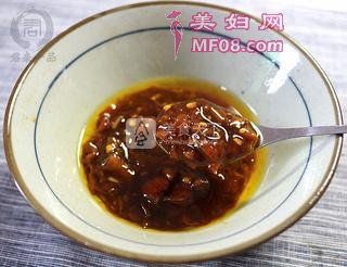 開胃涼拌菜--涼拌黃花菜的做法步驟：2