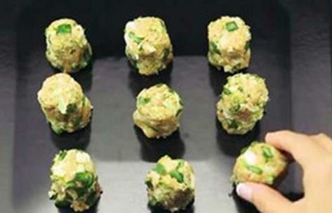 西兰花这样做，连挑食的孩子都喜欢吃了